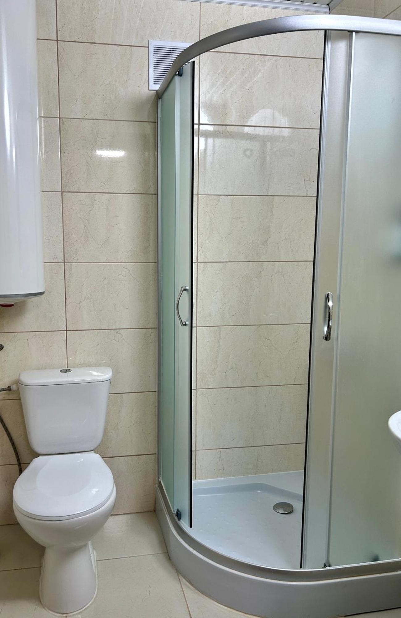 Hotel Koral Chernivtsi Quarto foto
